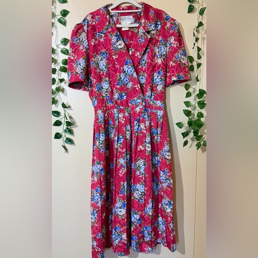 Maggy Boutique Red Floral Wrap Midi Dress - Picture 2 of 11
